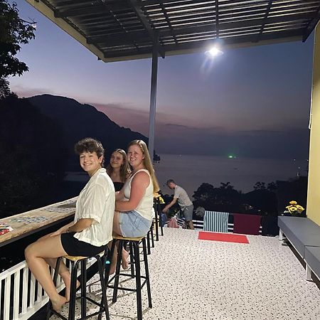 The View Hostel جزيرة في في المظهر الخارجي الصورة
